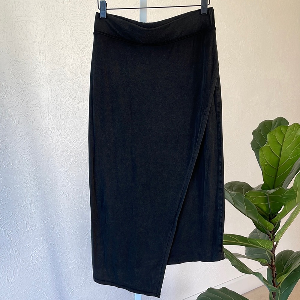 NWT $69 DKNY charcoal grey soft asymmetrical knit jersey skirt